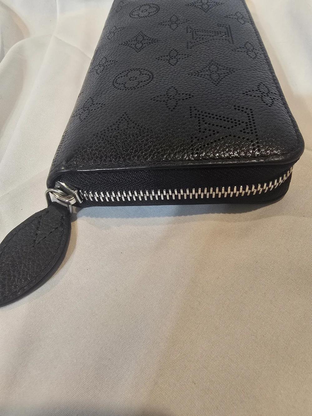 Louis Vuitton Black Monogram Zip Wallet-microchipped